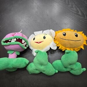 Plants vs Zombies Flower Lot Of 3 View Photos For Details